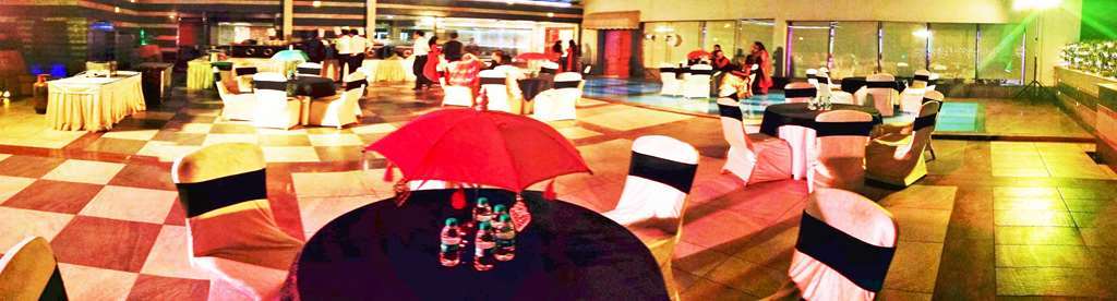 Ramada By Wyndham Ghaziabad Vasundhara Amenidades foto