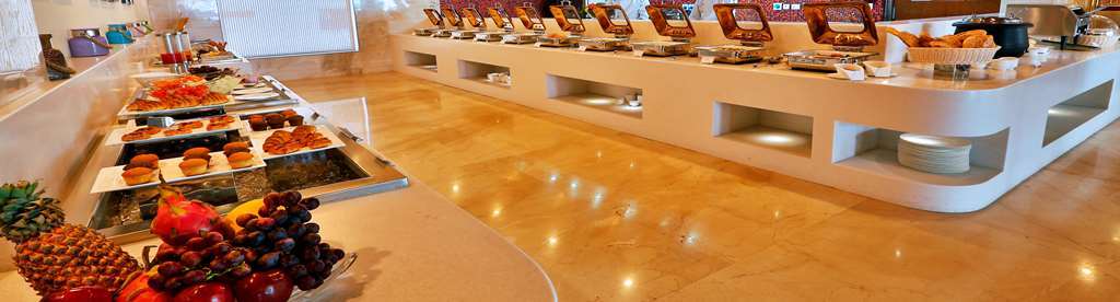 Ramada By Wyndham Ghaziabad Vasundhara Restaurante foto