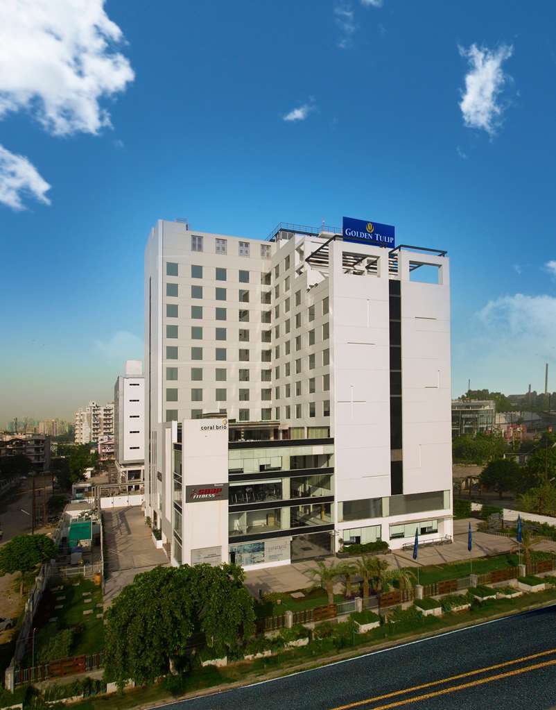 Ramada By Wyndham Ghaziabad Vasundhara Exterior foto
