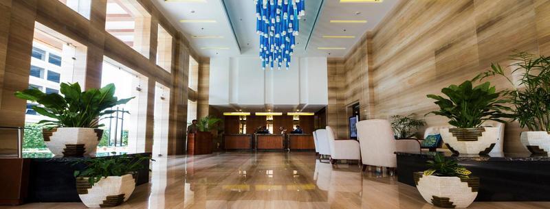 Ramada By Wyndham Ghaziabad Vasundhara Exterior foto